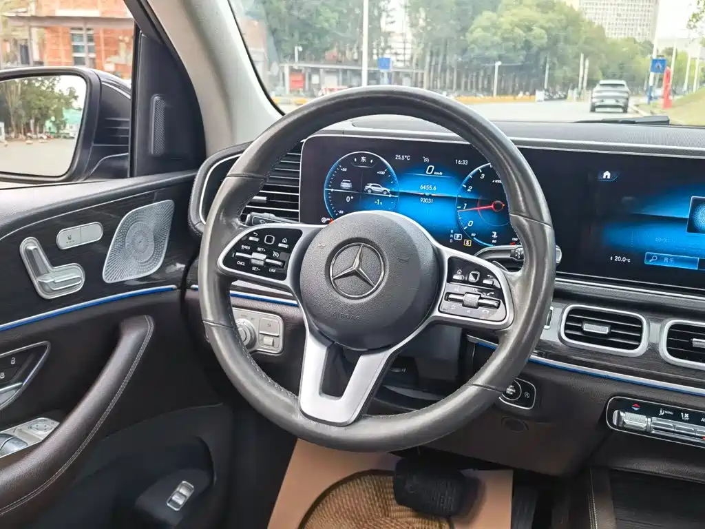 Mercedes-Benz GLE 2020 — фото 12