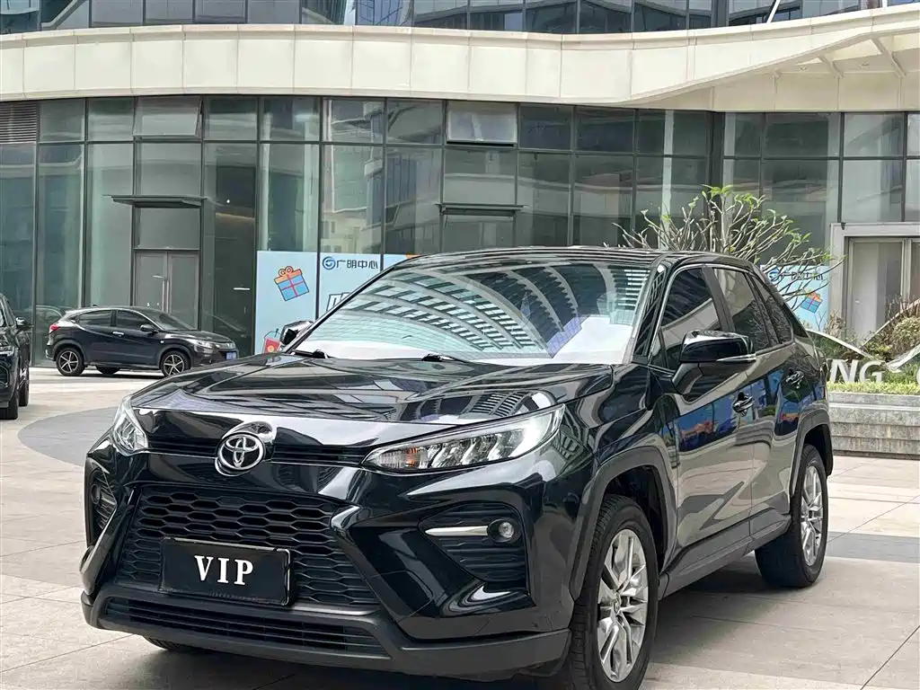 Toyota Wildlander 2023 — фото 1