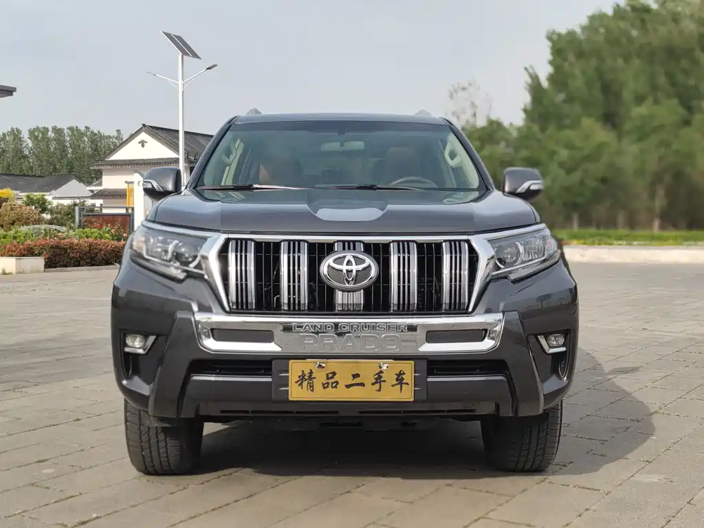 Toyota Prado 2020 — фото 2