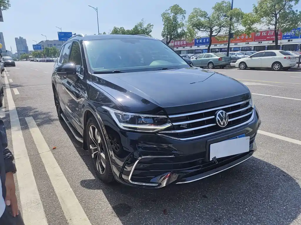 Volkswagen Tiguan L 2021