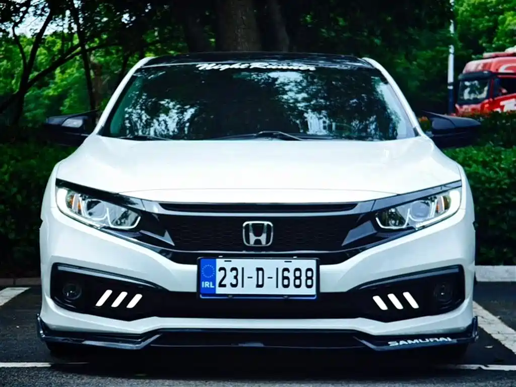 Honda Civic 2021 — фото 1