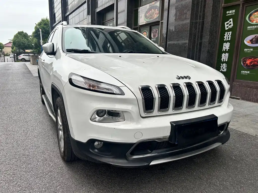 Jeep Cherokee 2018 — фото 3