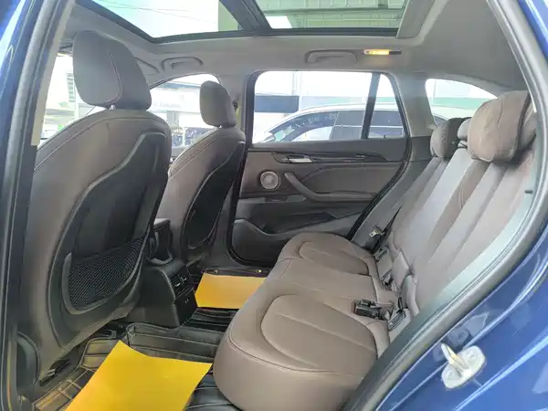 BMW X1 2022