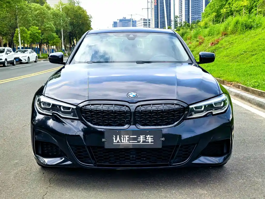 BMW 3 Series 2021