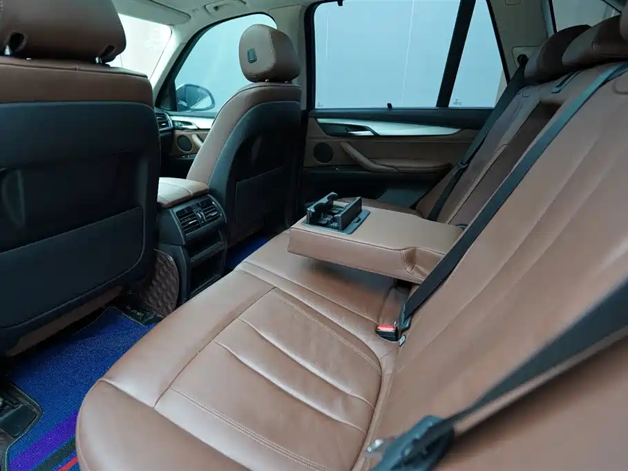 BMW X5 2015 — фото 13
