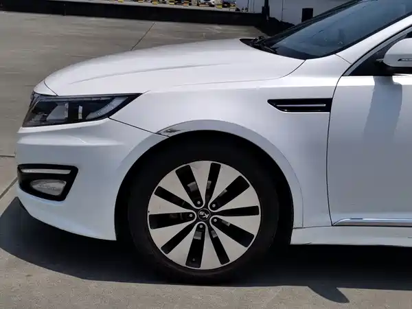 Kia K5 2012