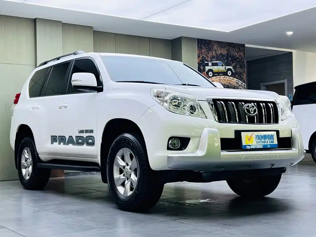 Toyota Prado 2012 — фото 3