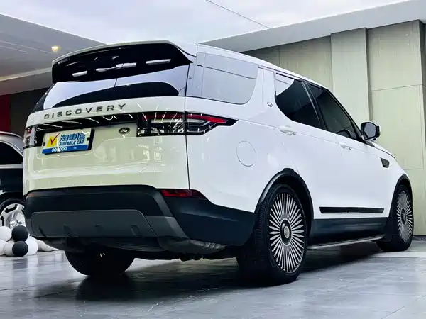 Land Rover Discovery 2019