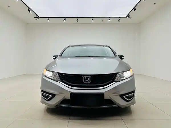 Honda Jade 2014