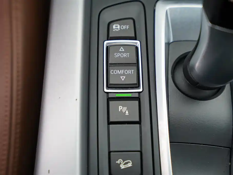 BMW X5 2015 — фото 9