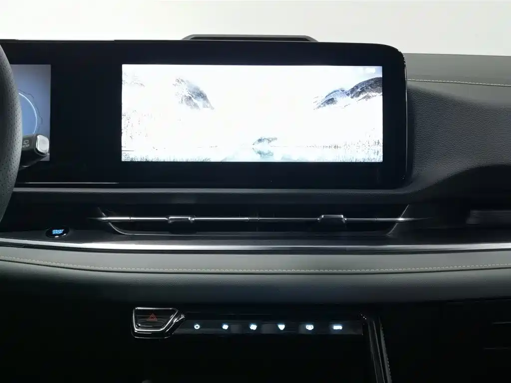 Ford Territory New Energy 2025 — фото 12