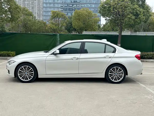 BMW 3 Series 2019