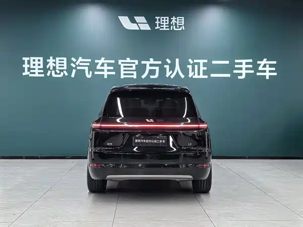 Li Auto L9 2025