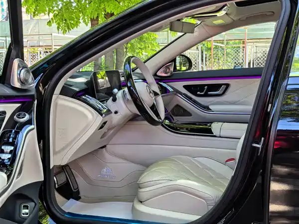 Mercedes-Benz Maybach S-Class 2024