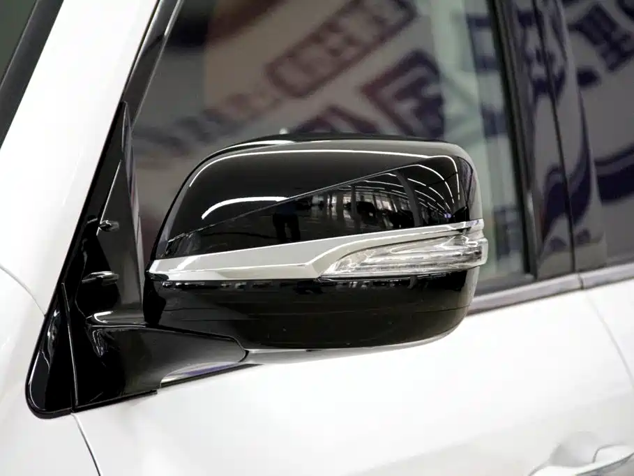 Lexus LX 2020 — фото 29