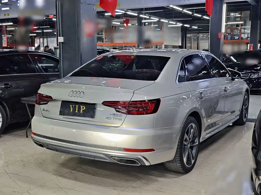 Audi A4L 2019 — фото 4