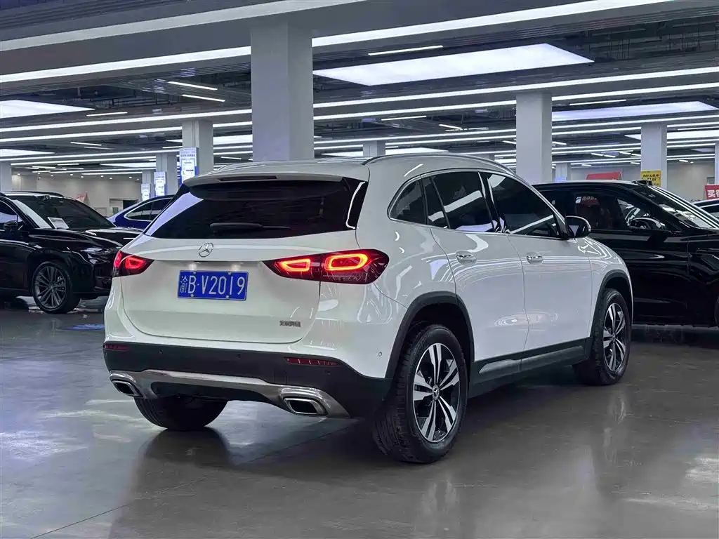 Mercedes-Benz GLA 2022 — фото 15