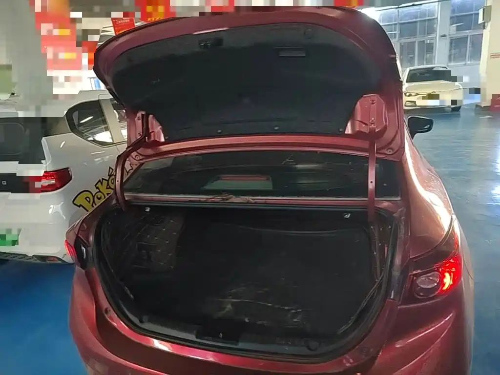 Mazda 3 Angkesela 2015 — фото 19
