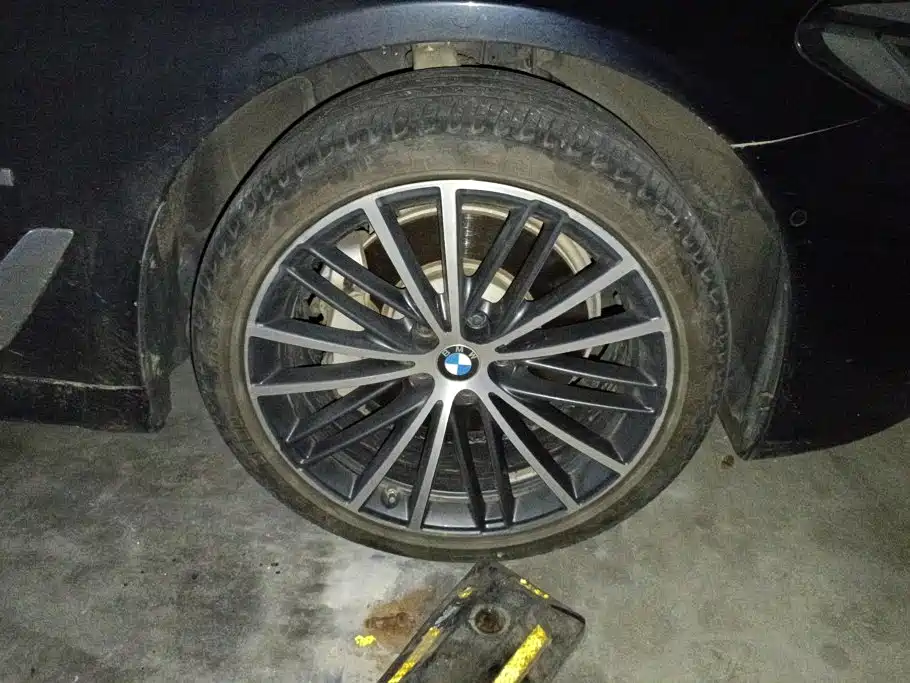 BMW 5 Series 2023