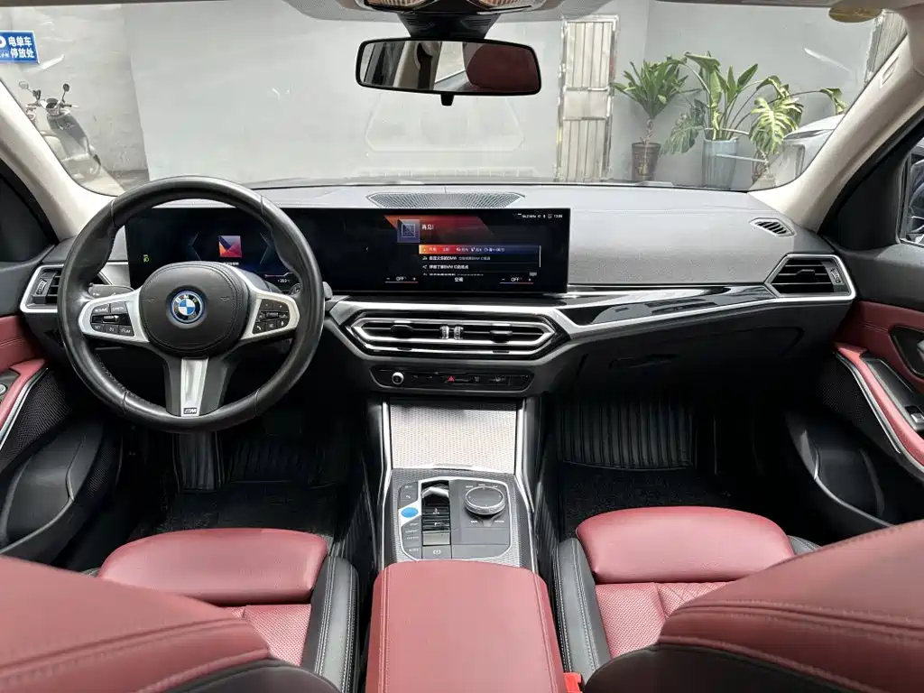BMW i3 2022