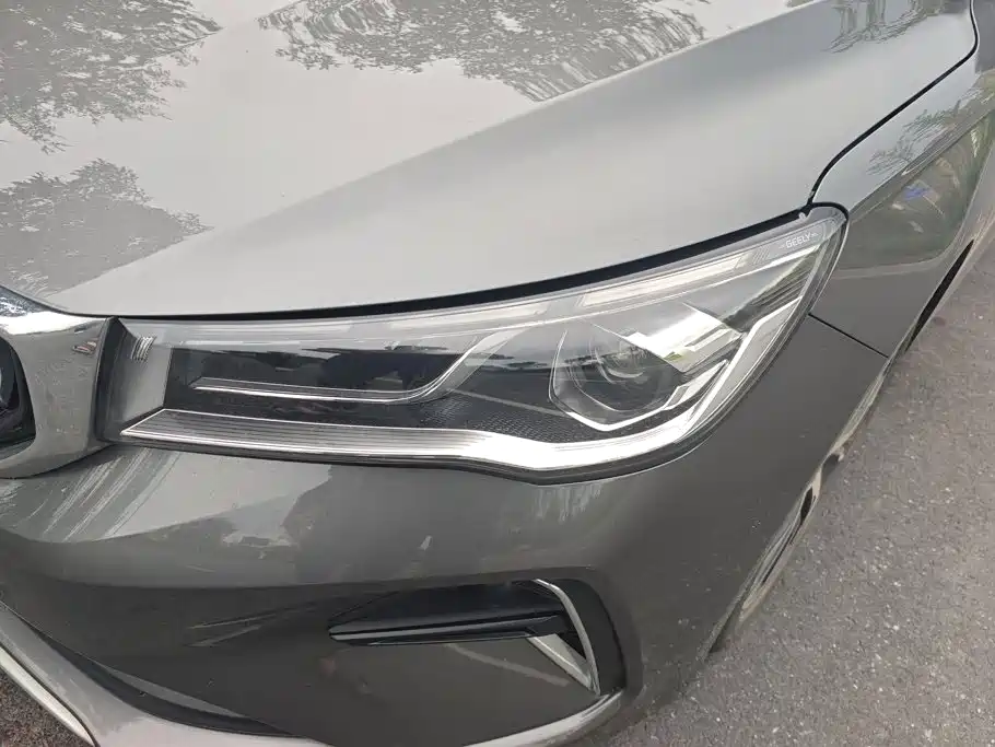 Geely Emgrand 2023