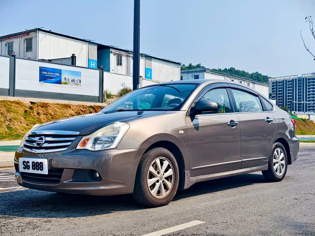 Nissan Sylphy 2013 — фото 1