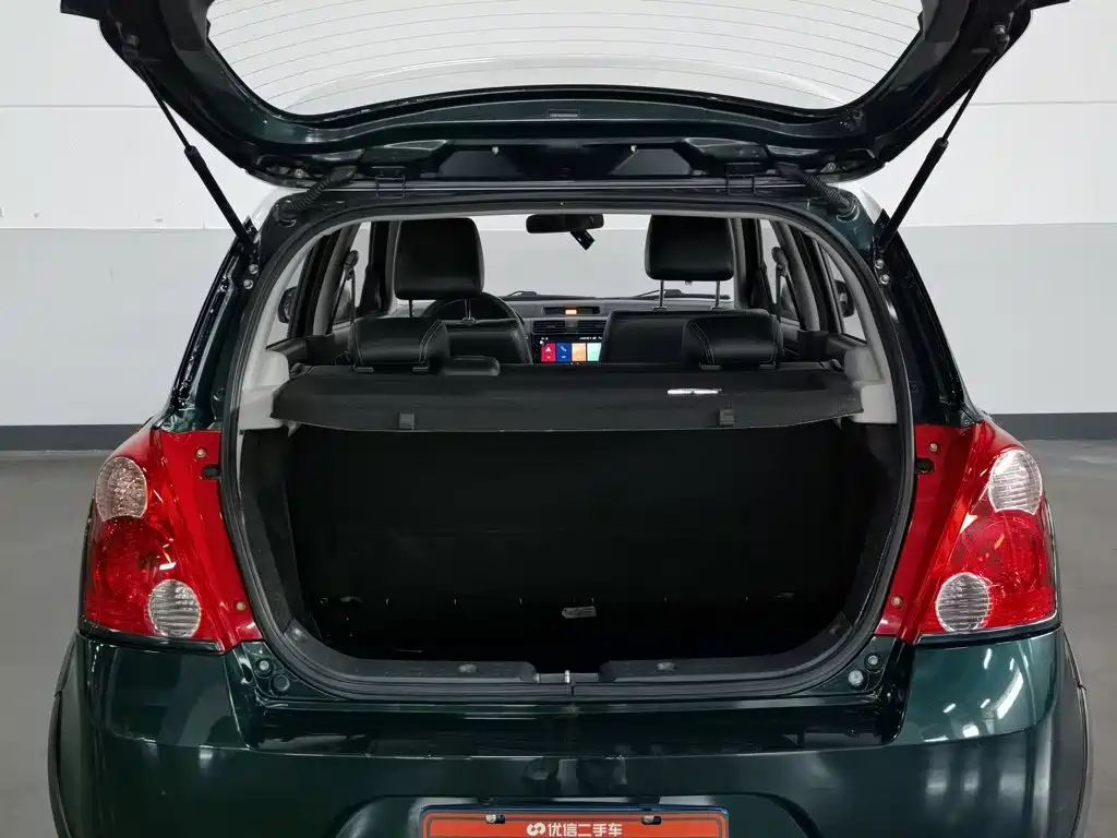 Suzuki Swift 2017 — фото 16