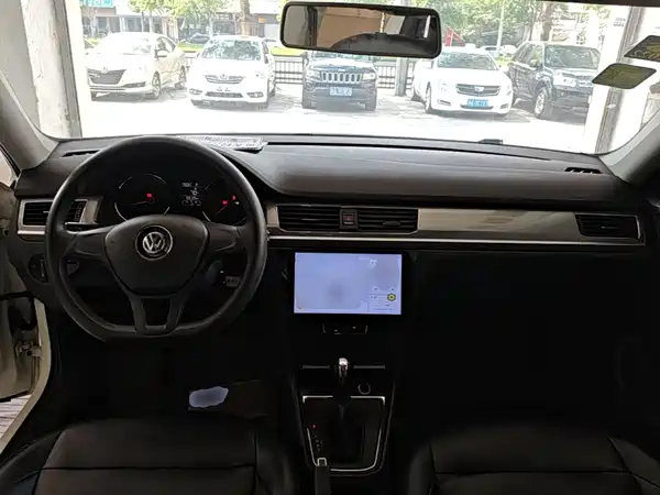 Volkswagen Bora 2016