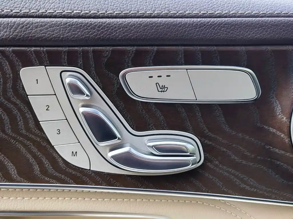Mercedes-Benz GLC 2018 — фото 34