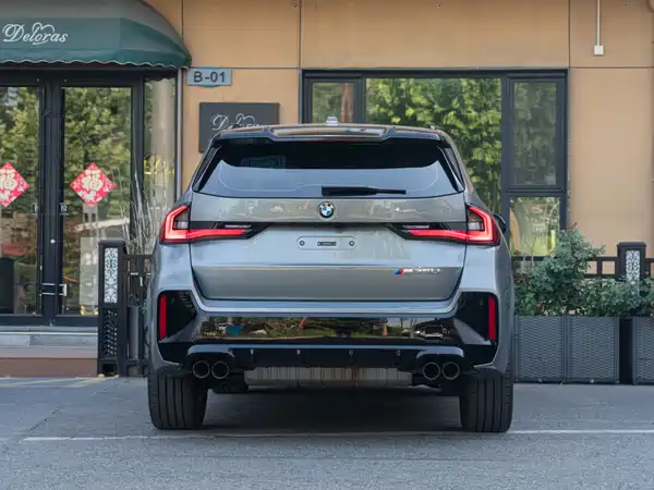BMW X1 M35Li 2025