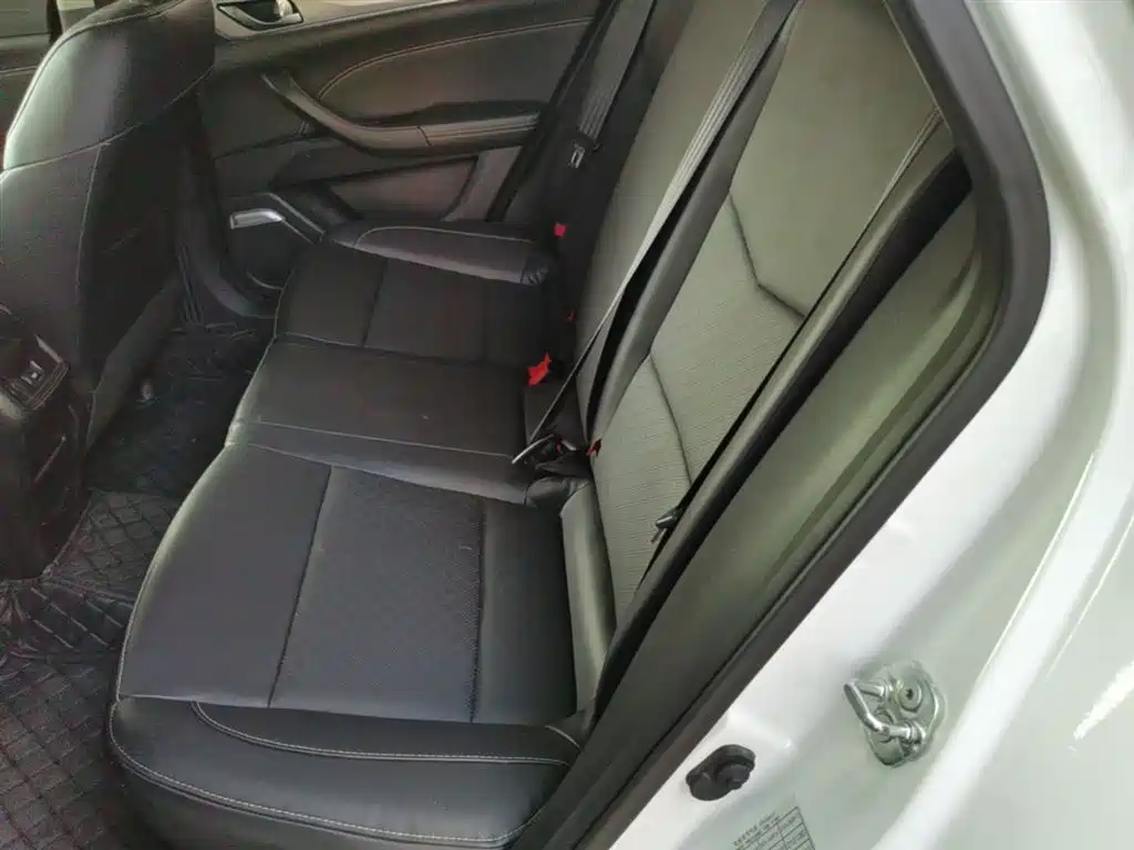 Changan Eado 2019 — фото 17