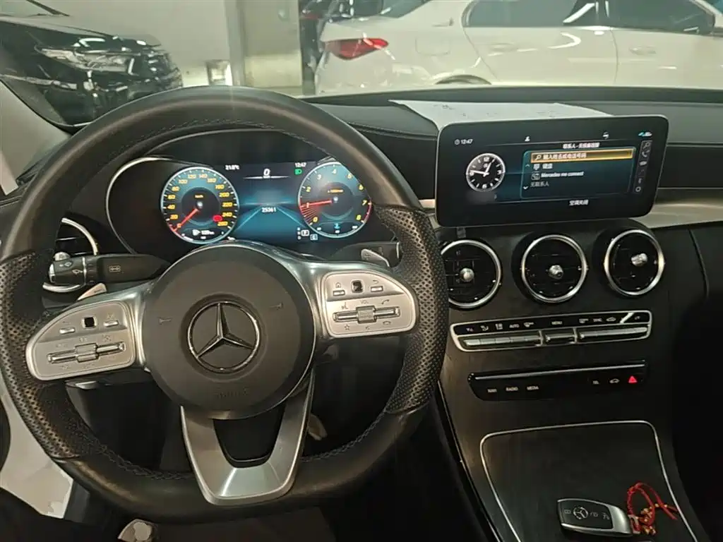 Mercedes-Benz C-Class 2021 — фото 10