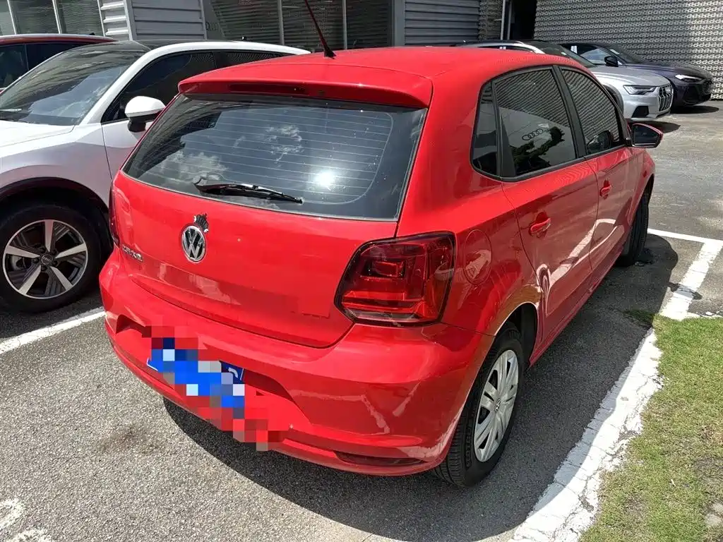 Volkswagen Polo 2016