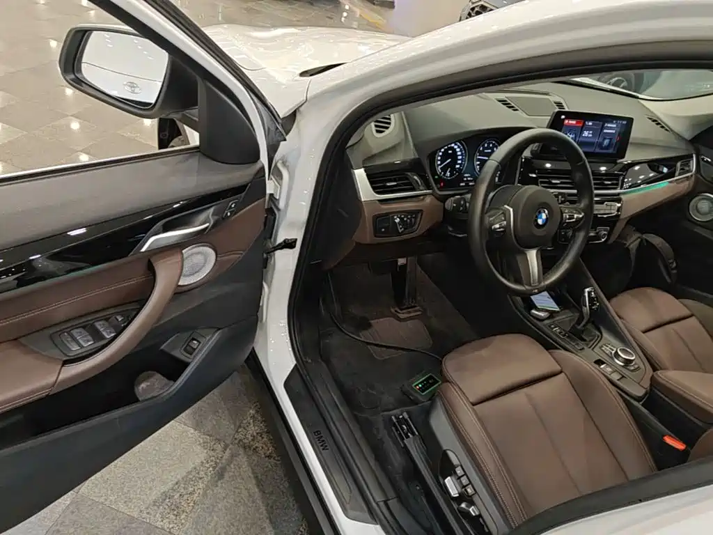 BMW X1 2022 — фото 16