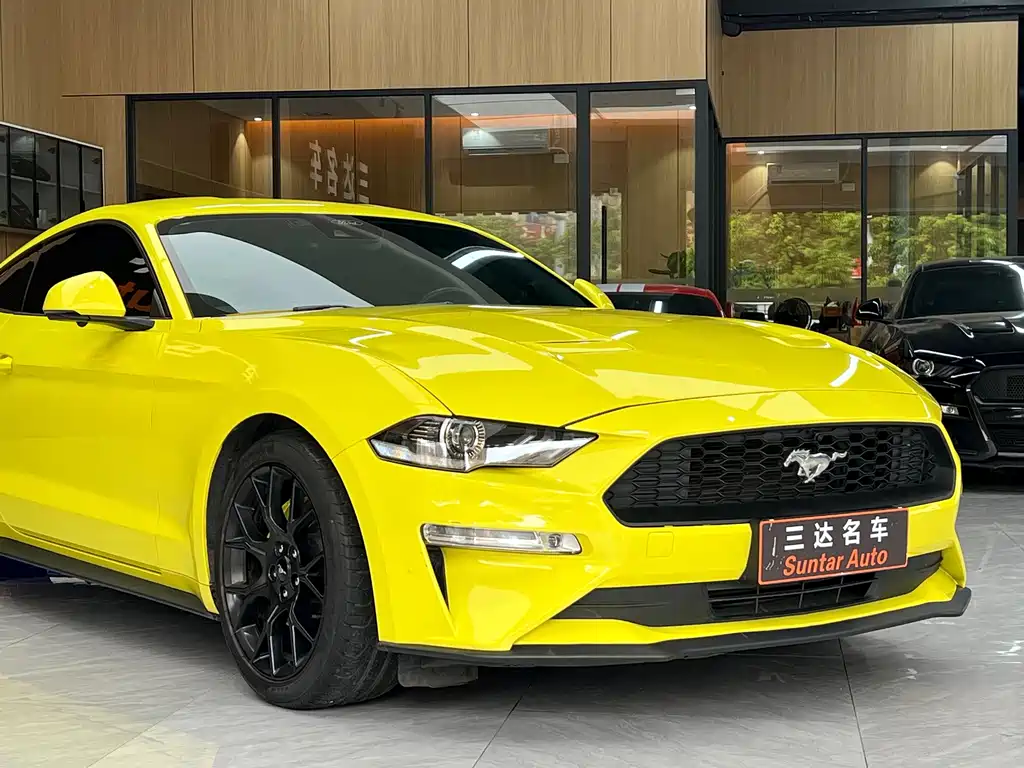 Ford Mustang 2023 — фото 10