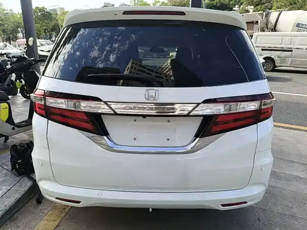 Honda Odyssey 2015