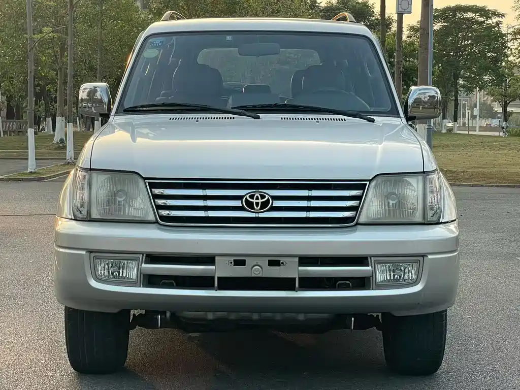 Toyota Prado 2003 — фото 2