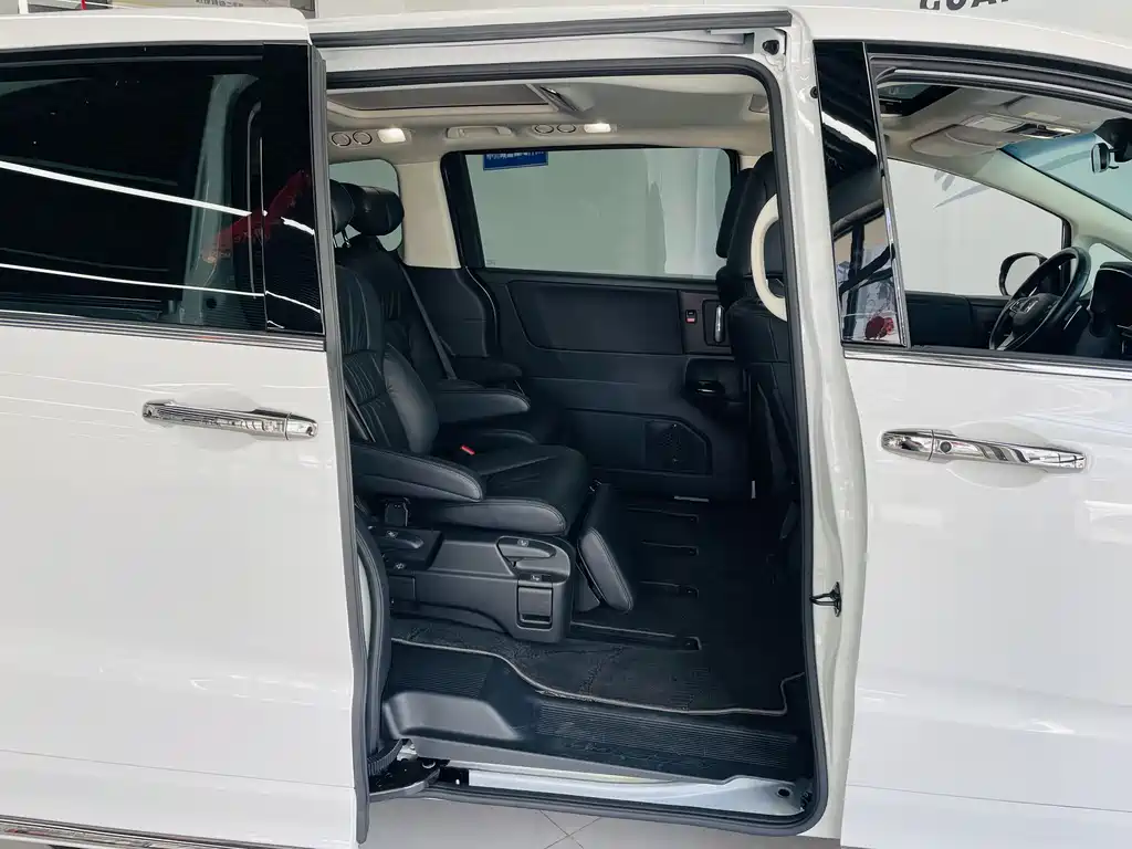 Honda Odyssey 2023 — фото 10