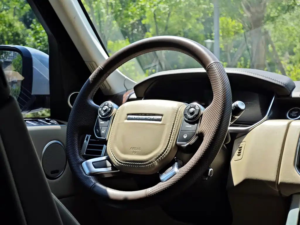 Land Rover Range Rover 2017 — фото 15