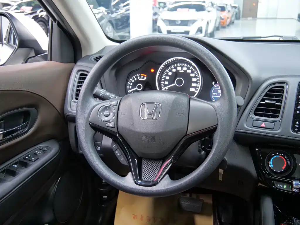 Honda Vezel 2020 — фото 13