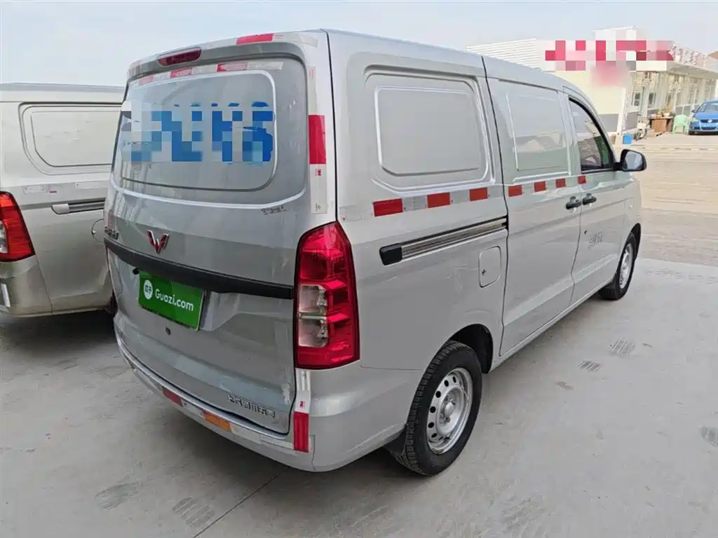 Wuling Hongguang V 2022 — фото 7