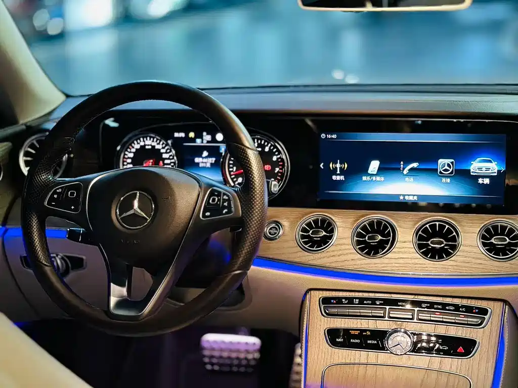 Mercedes-Benz E-Class 2018 — фото 4