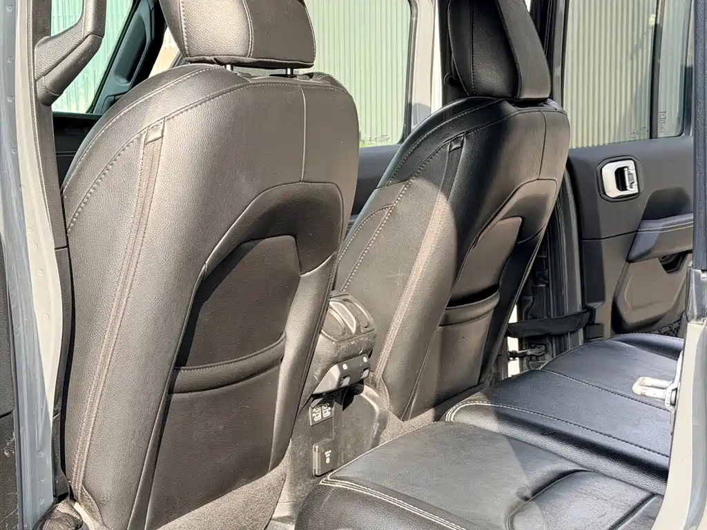 Jeep Wrangler PHEV 2021 — фото 7