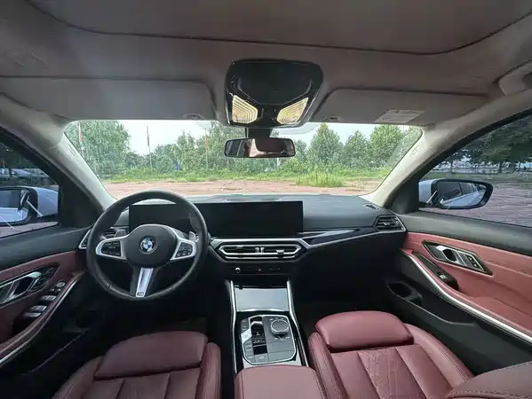 BMW 3 Series 2024