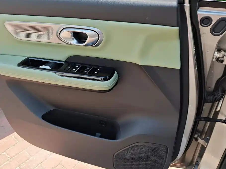 Aion Y 2023 — фото 7