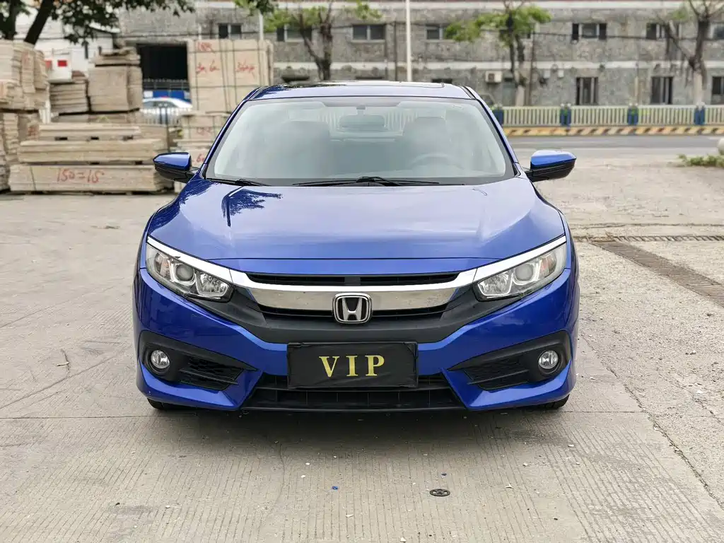 Honda Civic 2018 — фото 2