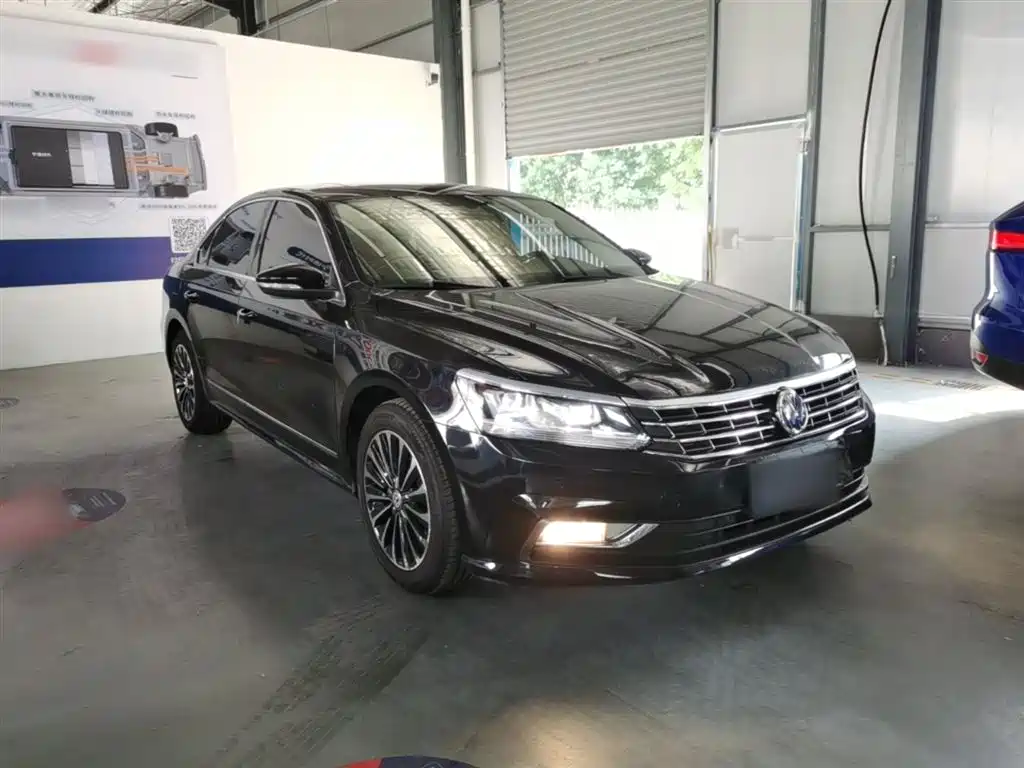 Volkswagen Passat 2018 — фото 4