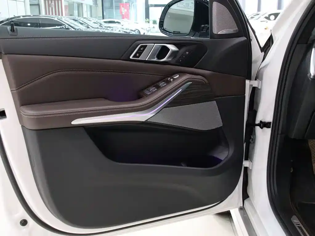 BMW X5 2024 — фото 15