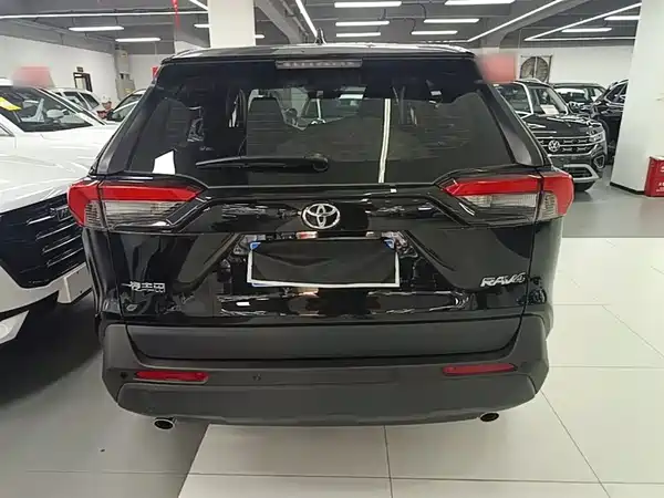 Toyota RAV4 2023
