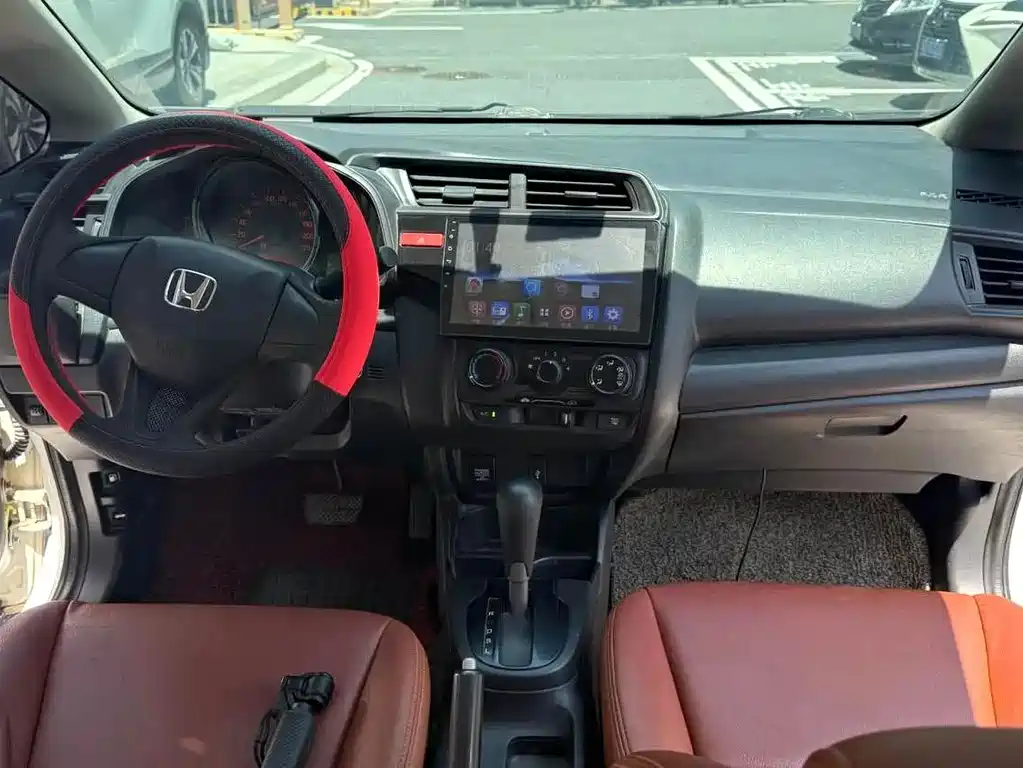 Honda Fit 2015